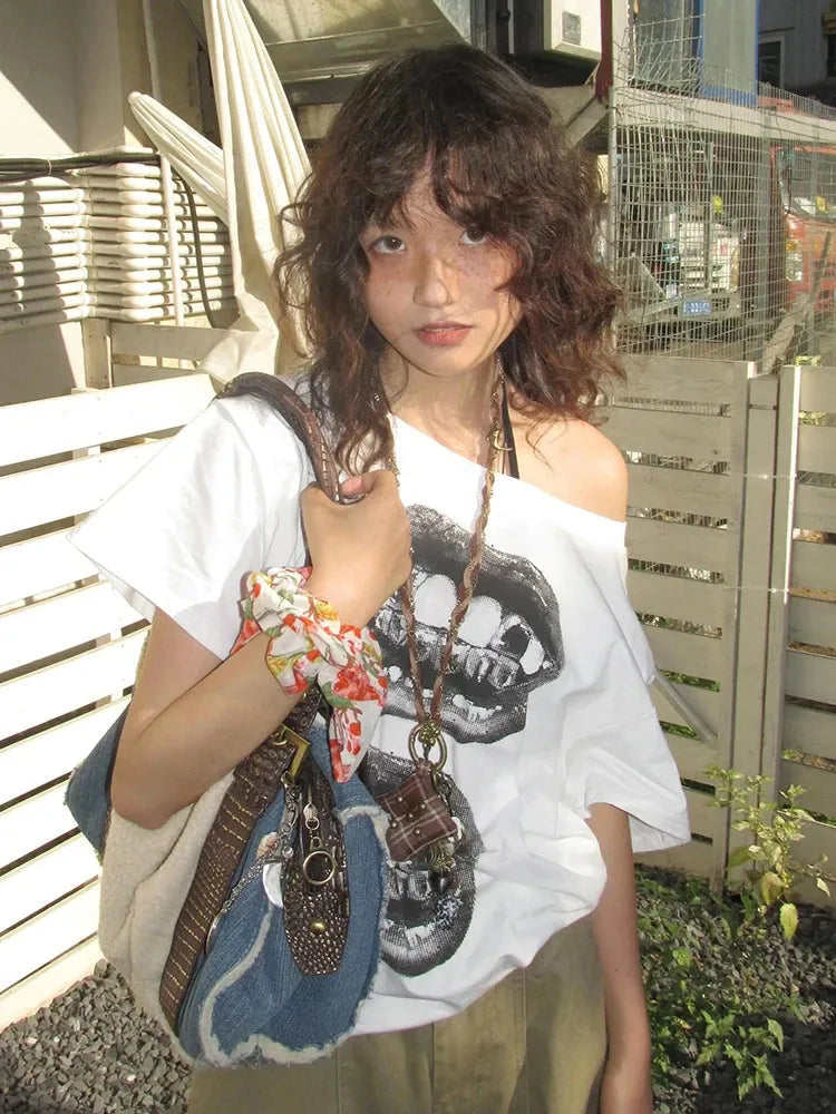 Y2K One Shoulder Lips Tee - Litlookz Studio