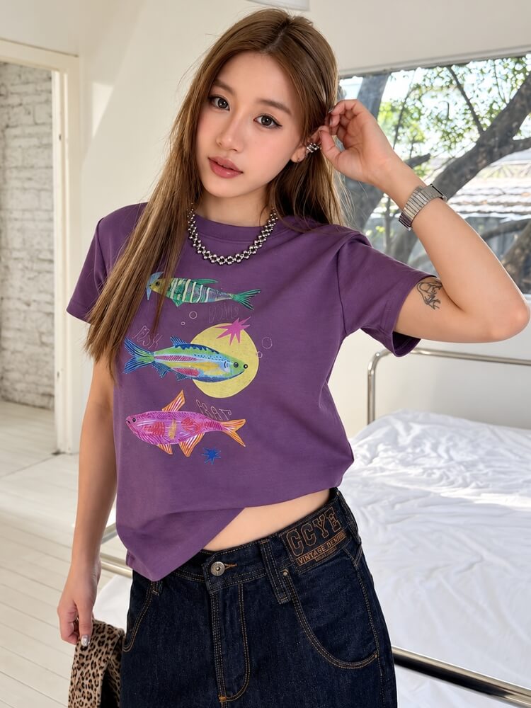 Aquarium Girl Tee