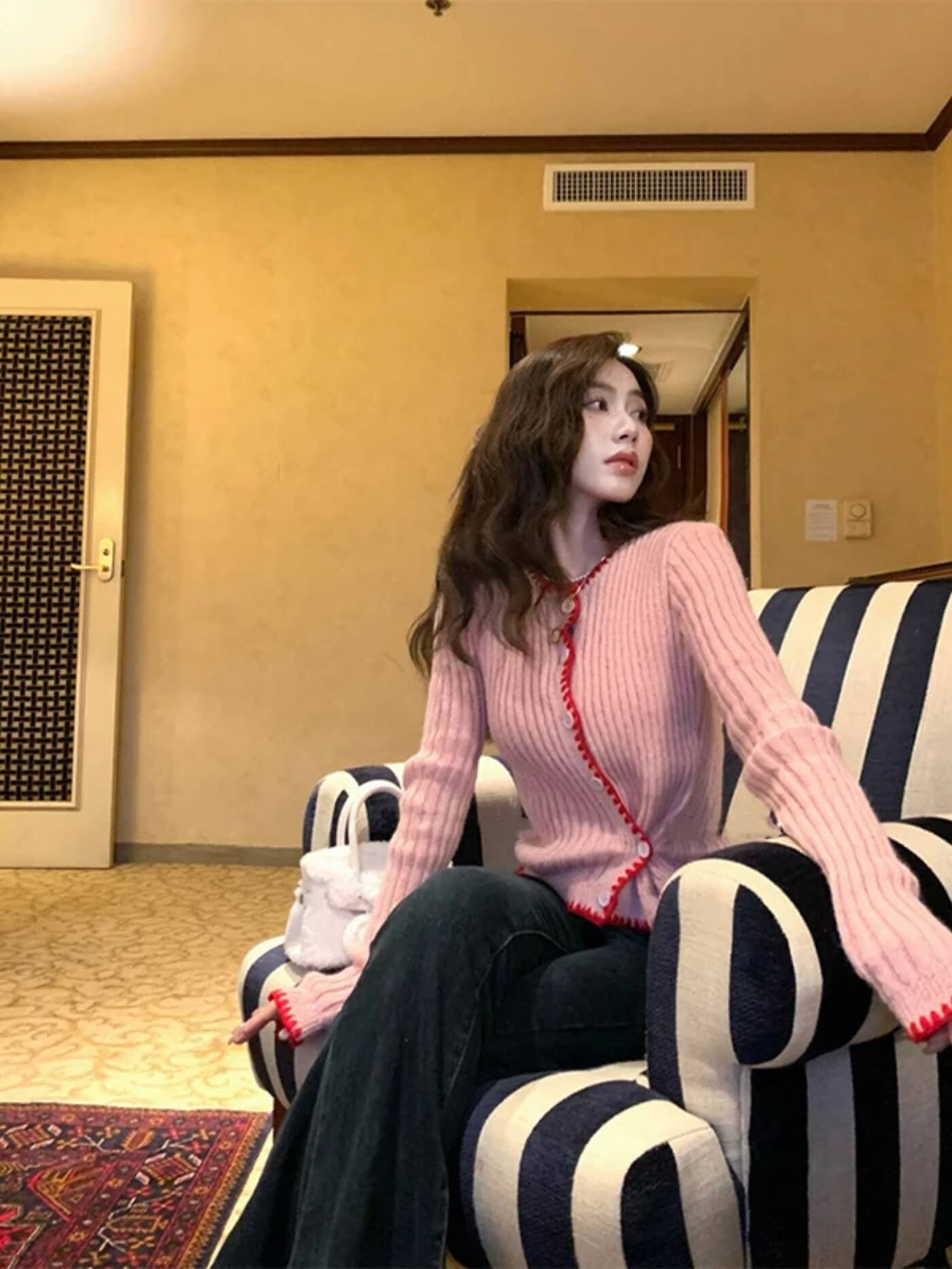 Asymmetric Contrast Trim Knit Cardigan