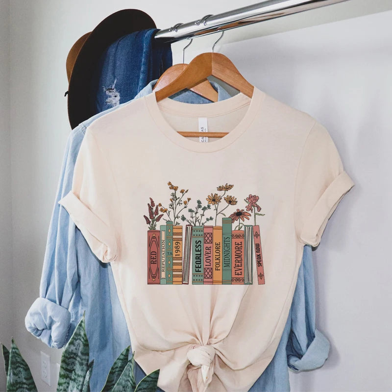 Books & Flowers Tee - Litlookz Studio
