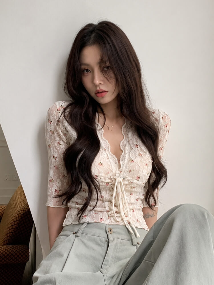 Coquette Floral Blouse
