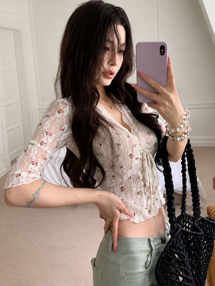 Coquette Floral Blouse