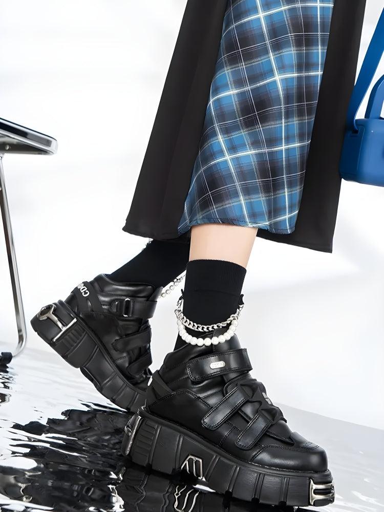 Grunge Chunky Metal Detailed Platform Boots - Litlookz Studio