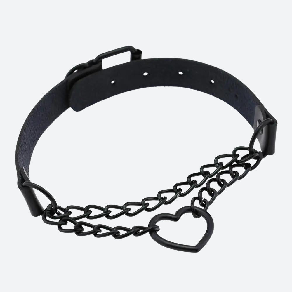 Grunge Heart Belted Choker Necklace