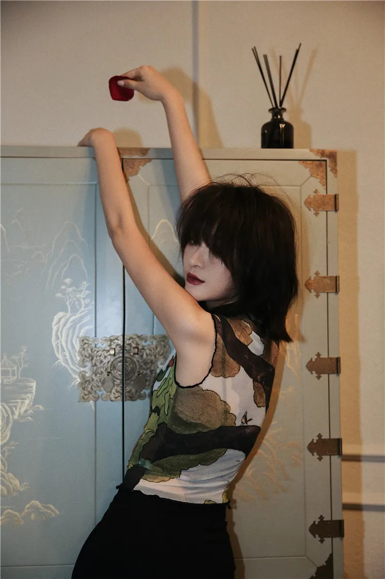 Illustrated Mesh Top