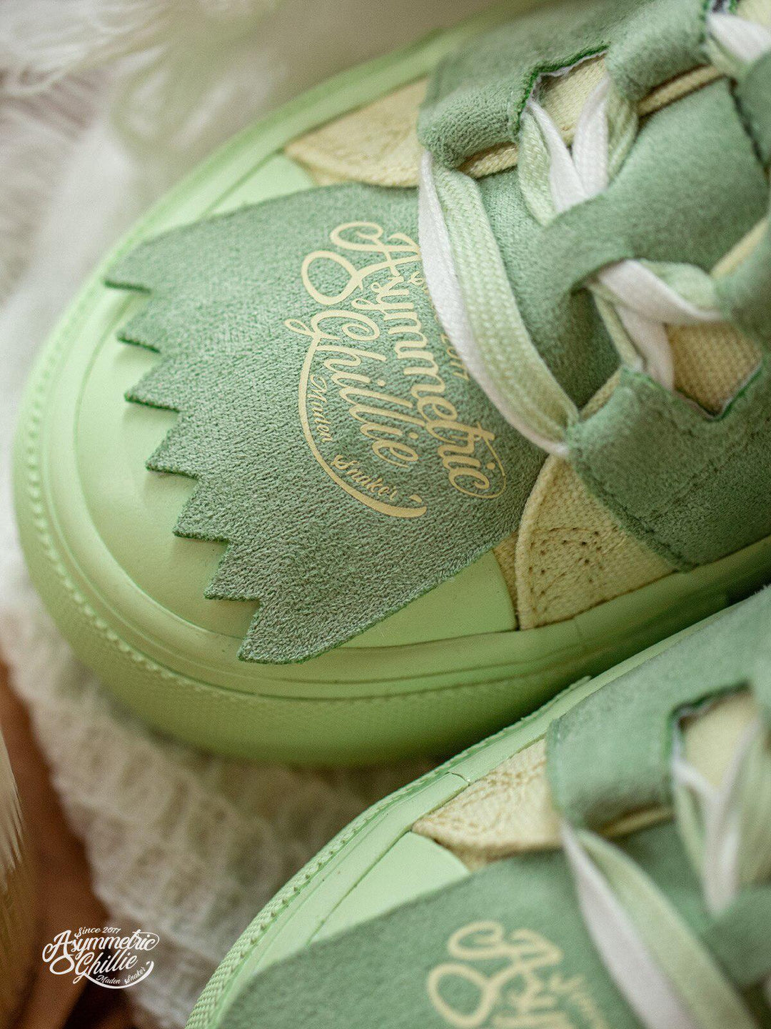 Indie Star Sneakers