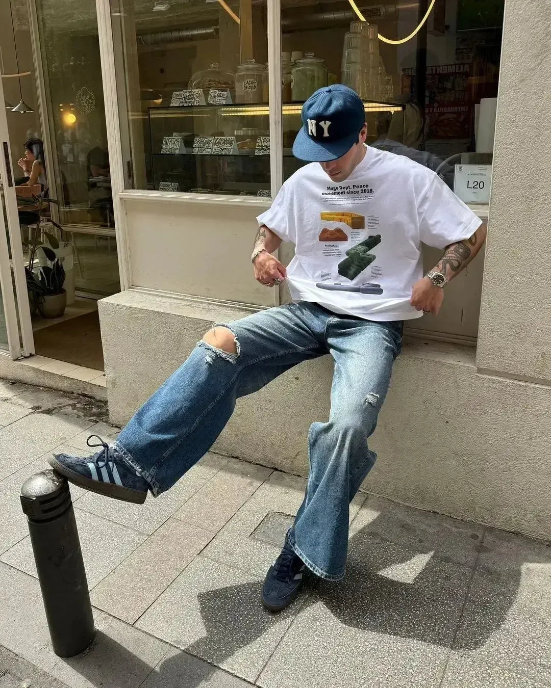 Modern Sofas Tee