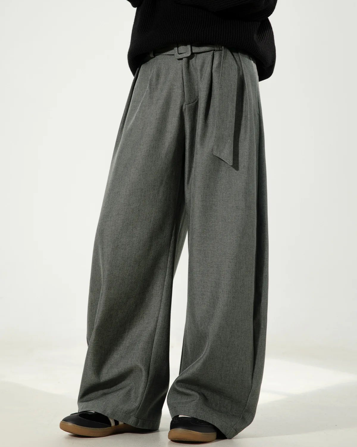 Pleated Wide Pants