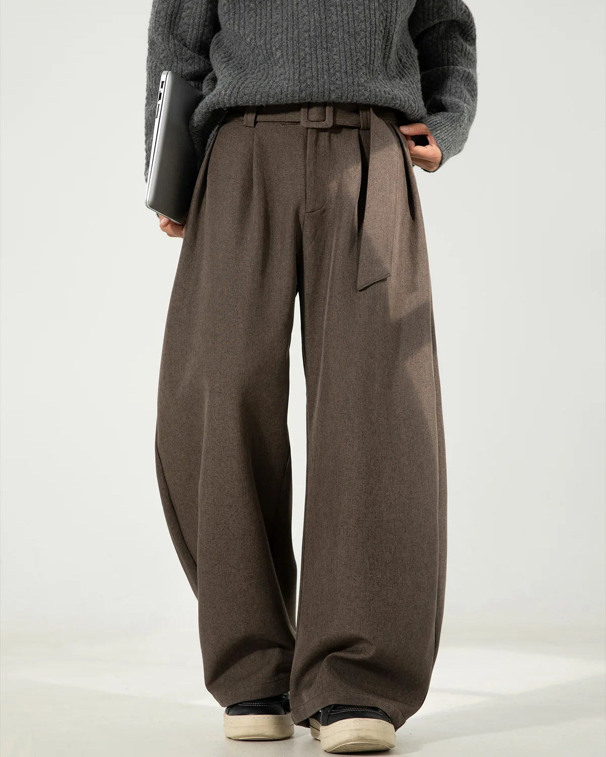 Pleated Wide Pants