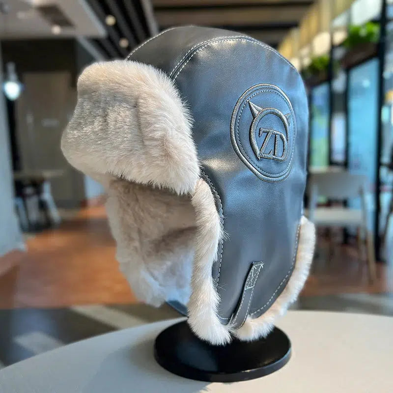 Woolrich top aviator hat