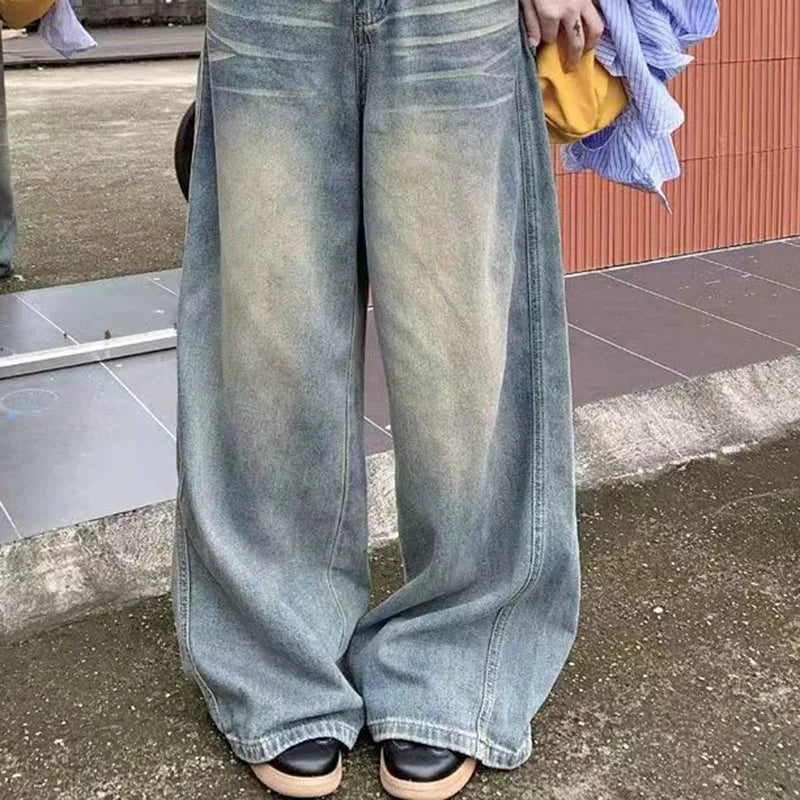 Washed Baggy Jeans