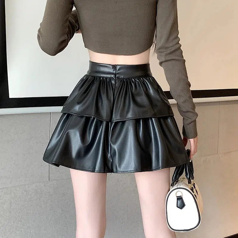 フェイクレザー Aライン ミニスカート - Litlookz Studio