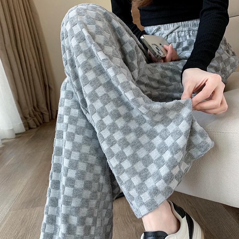 Y2K Checkered Sweatpants